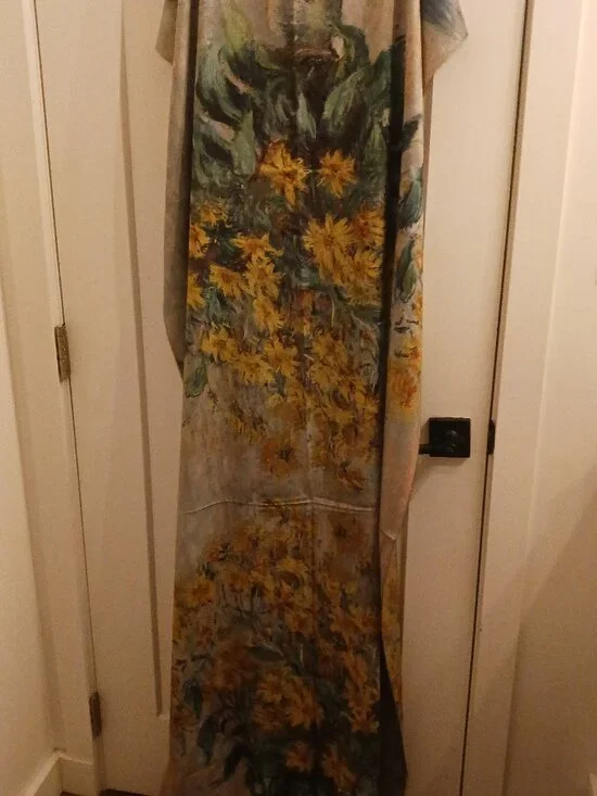 Scarf - Picture 1 of 4